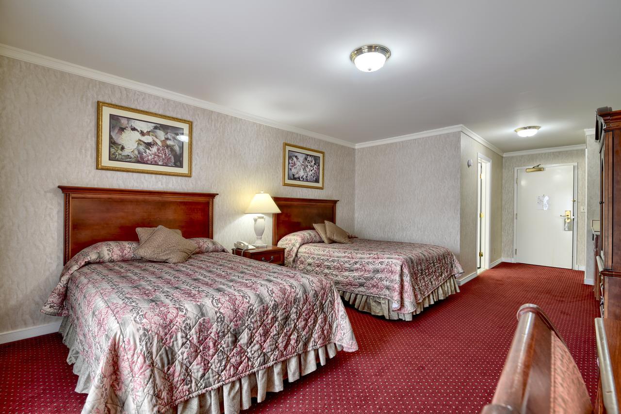 Roosevelt Inn & Suites Saratoga Springs Ballston Spa Екстериор снимка